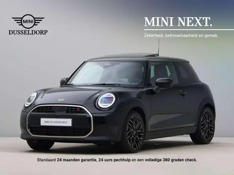 Used MINI COOPER Petrol 2024 Ad 