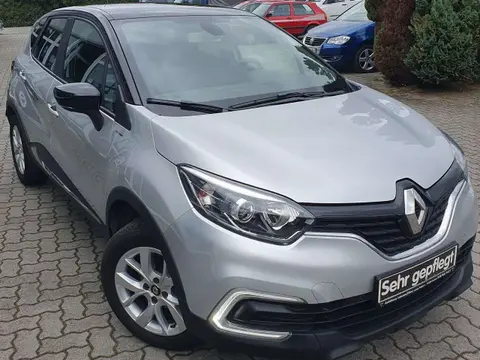 Used RENAULT CAPTUR Petrol 2018 Ad 