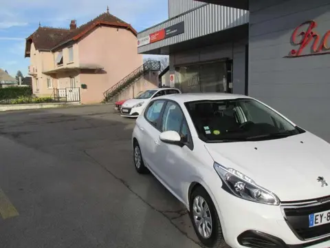 Used PEUGEOT 208 Petrol 2018 Ad 