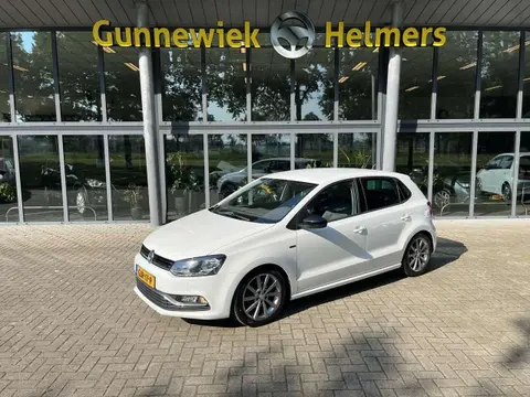 Used VOLKSWAGEN POLO Petrol 2015 Ad 