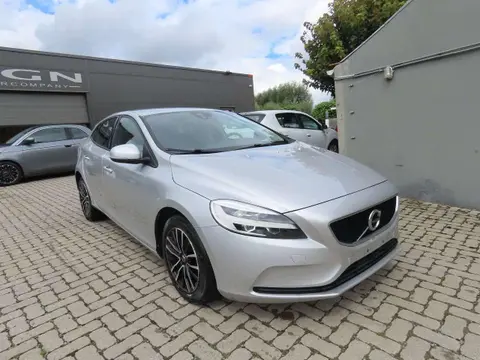 Annonce VOLVO V40 Essence 2020 d'occasion Belgique