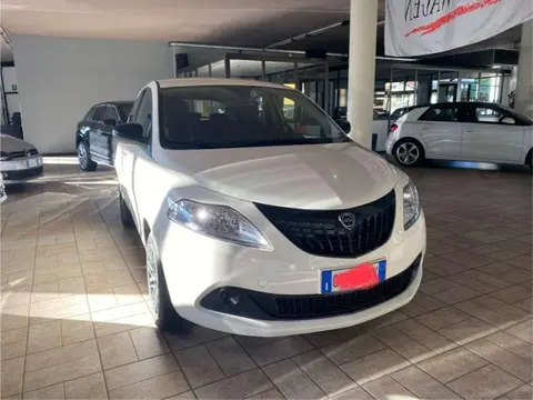 Used LANCIA YPSILON Hybrid 2024 Ad 