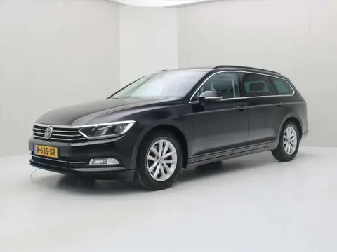 Used VOLKSWAGEN PASSAT Petrol 2018 Ad 