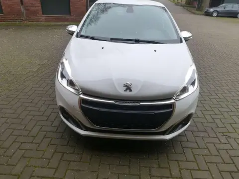 Used PEUGEOT 208 Petrol 2018 Ad 