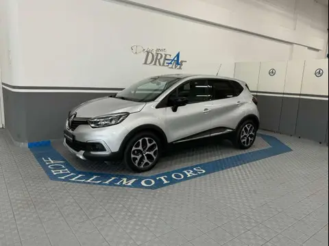 Annonce RENAULT CAPTUR Essence 2018 d'occasion 