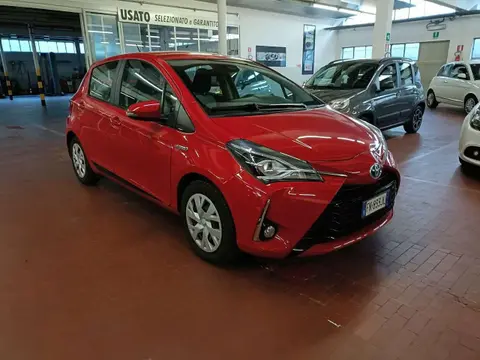 Used TOYOTA YARIS Hybrid 2018 Ad 