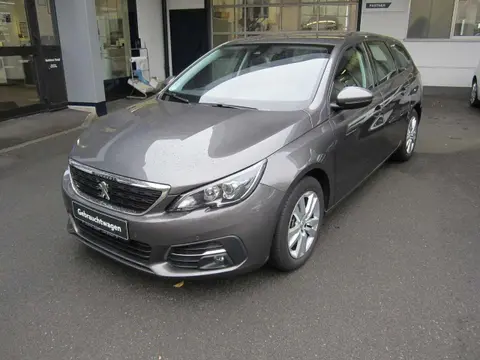 Used PEUGEOT 308 Petrol 2017 Ad 