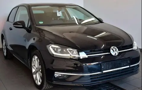 Used VOLKSWAGEN GOLF Petrol 2018 Ad 