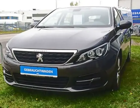 Used PEUGEOT 308 Petrol 2018 Ad 