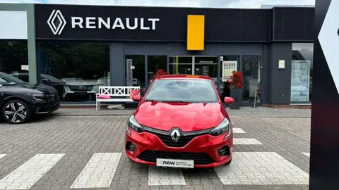 Used RENAULT CLIO Petrol 2021 Ad 