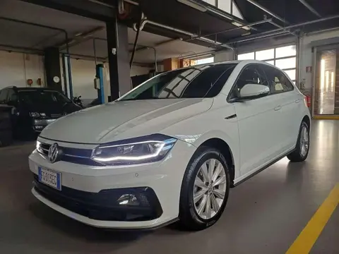 Used VOLKSWAGEN POLO  2018 Ad 