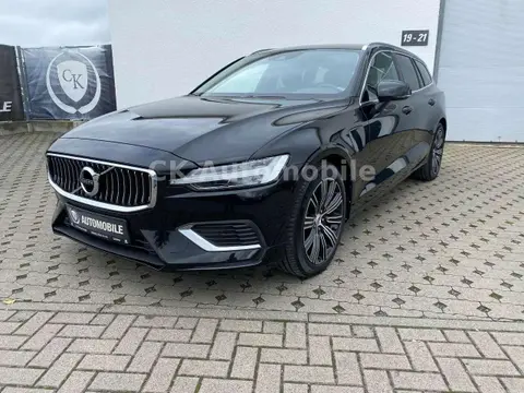 Used VOLVO V60 Hybrid 2021 Ad 