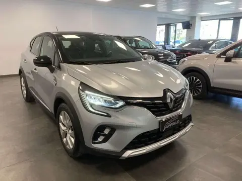 Used RENAULT CAPTUR Diesel 2021 Ad 