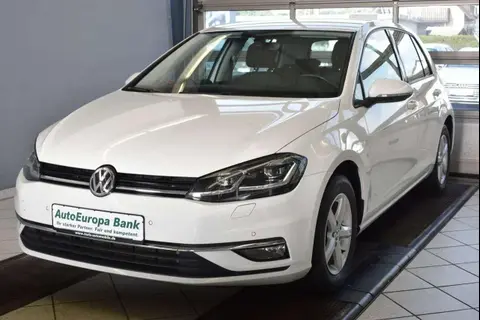 Used VOLKSWAGEN GOLF Petrol 2017 Ad 