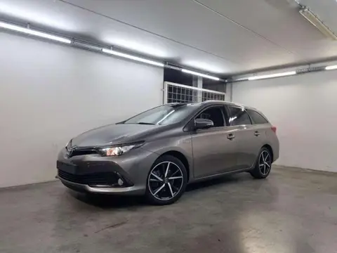 Used TOYOTA AURIS Hybrid 2019 Ad 