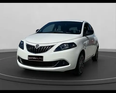 Used LANCIA YPSILON Hybrid 2022 Ad 