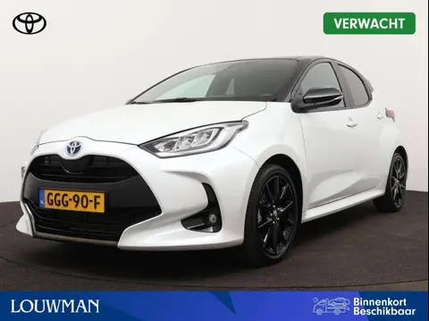 Used TOYOTA YARIS Hybrid 2022 Ad 