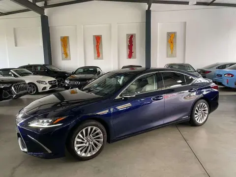 Used LEXUS ES Hybrid 2020 Ad 