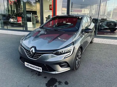 Annonce RENAULT CLIO Essence 2023 d'occasion 