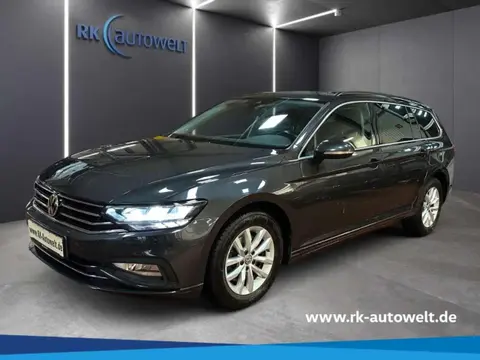 Used VOLKSWAGEN PASSAT Petrol 2019 Ad 