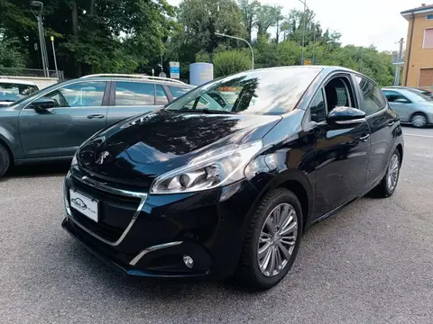 Used PEUGEOT 208 Petrol 2016 Ad 