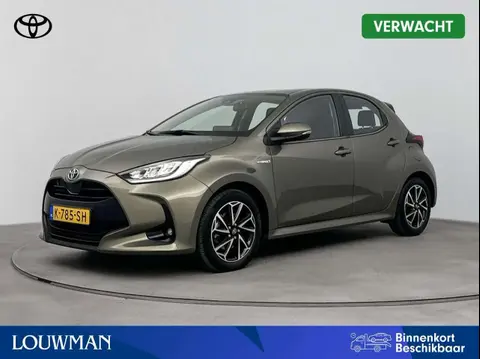 Used TOYOTA YARIS Hybrid 2021 Ad 