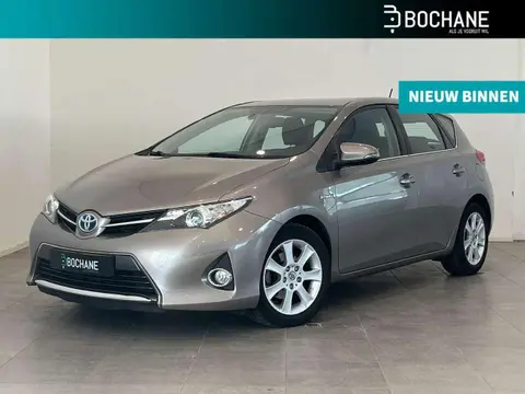 Used TOYOTA AURIS Hybrid 2015 Ad 