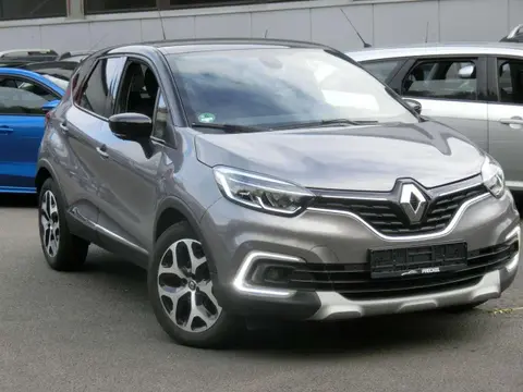 Used RENAULT CAPTUR Petrol 2019 Ad 