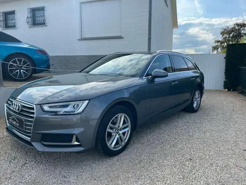 Annonce AUDI A4 Essence 2019 d'occasion Belgique