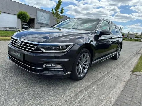 Used VOLKSWAGEN PASSAT Diesel 2019 Ad Belgium