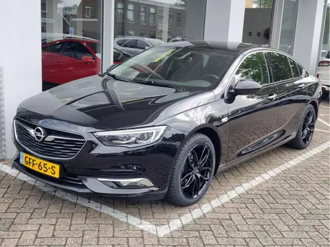 Annonce OPEL INSIGNIA Essence 2019 d'occasion 