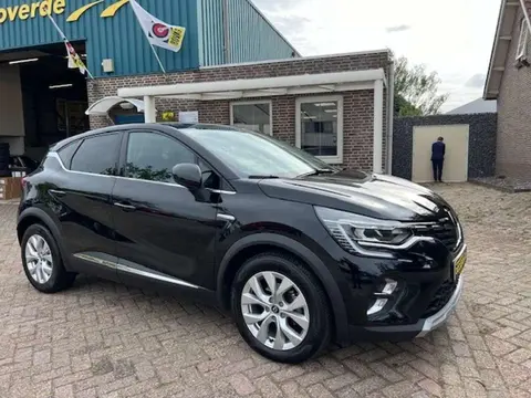 Used RENAULT CAPTUR Hybrid 2021 Ad 