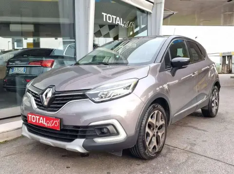 Used RENAULT CAPTUR Diesel 2019 Ad 