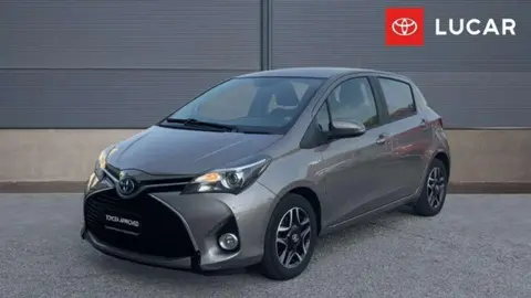 Used TOYOTA YARIS Hybrid 2015 Ad 