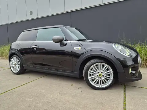 Used MINI COOPER Electric 2021 Ad 