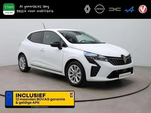 Annonce RENAULT CLIO Essence 2024 d'occasion 