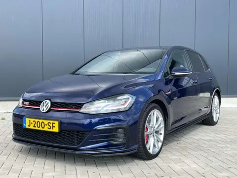 Used VOLKSWAGEN GOLF Petrol 2017 Ad 