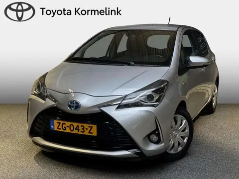 Used TOYOTA YARIS Hybrid 2017 Ad 