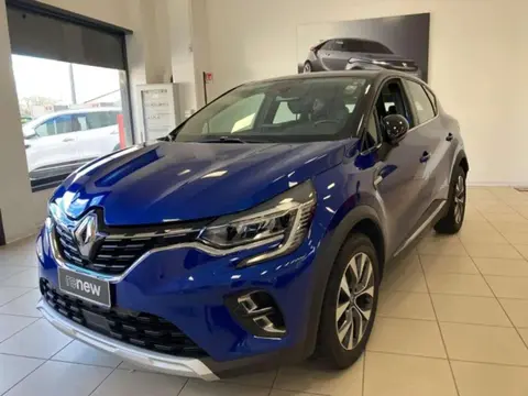 Used RENAULT CAPTUR Hybrid 2020 Ad 