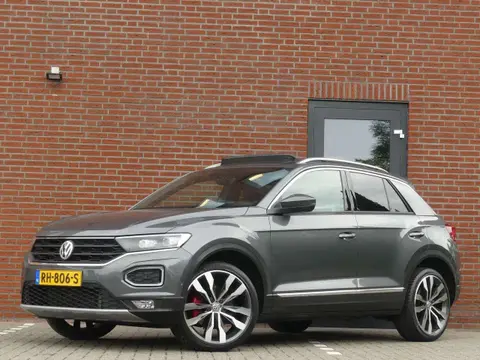 Used VOLKSWAGEN T-ROC Petrol 2017 Ad 