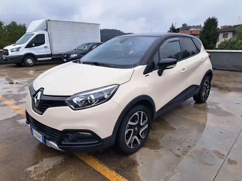 Used RENAULT CAPTUR Petrol 2017 Ad 