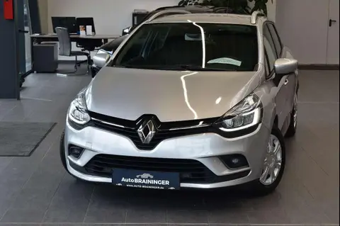 Used RENAULT CLIO Diesel 2018 Ad 