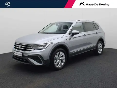 Used VOLKSWAGEN TIGUAN Petrol 2023 Ad 