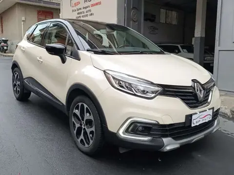 Used RENAULT CAPTUR Diesel 2017 Ad 