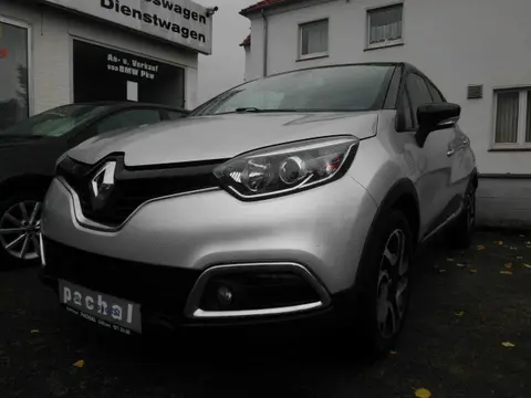 Used RENAULT CAPTUR Petrol 2016 Ad 