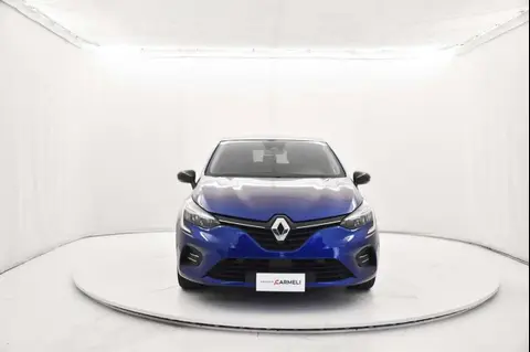 Used RENAULT CLIO Hybrid 2021 Ad 