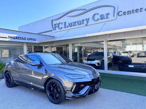 Annonce LAMBORGHINI URUS Essence 2023 d'occasion 