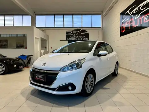 Used PEUGEOT 208 Petrol 2017 Ad 