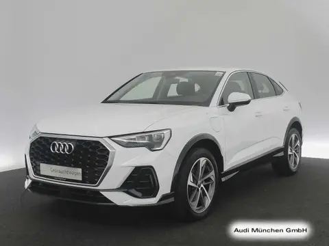 Used AUDI Q3 Hybrid 2022 Ad Germany