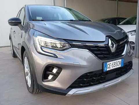 Used RENAULT CAPTUR Diesel 2021 Ad 